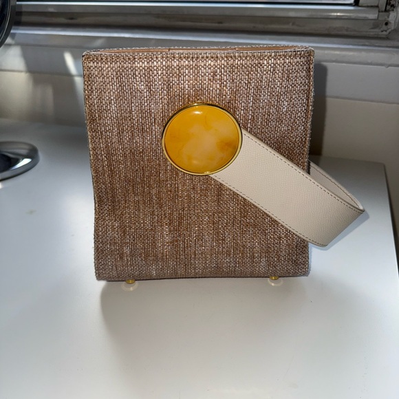 Lizzie Fortunato Tan Woven Pronto Purse - Picture 2 of 8